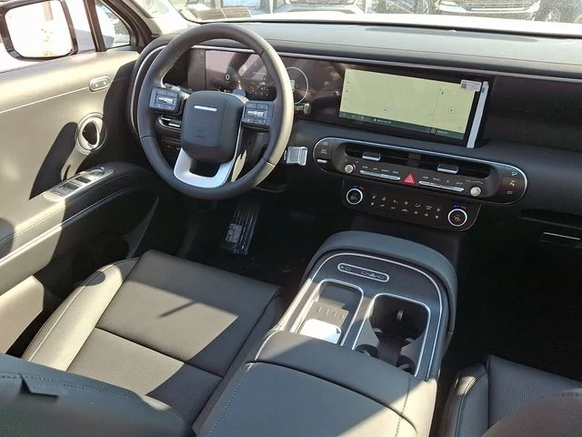 New 2026 Silver Hyundai Limited image 9