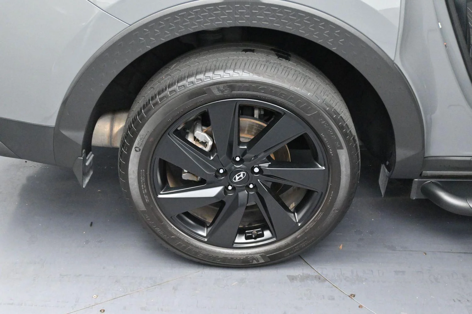 Used 2023 Hampton Gray Hyundai NIGHT image 34