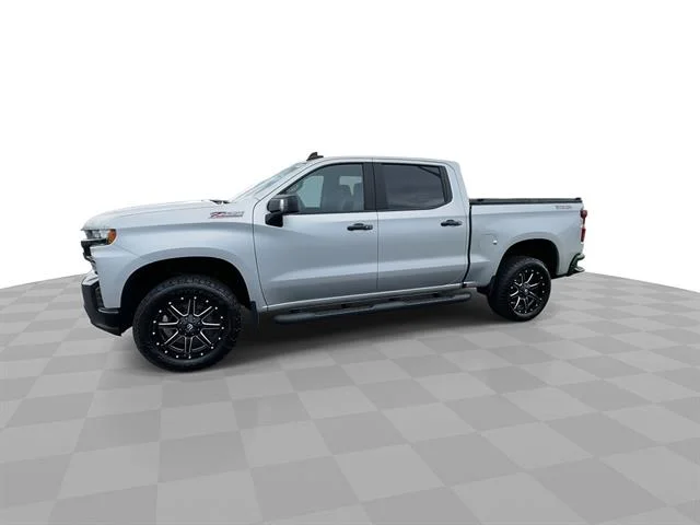 Used 2020 Silver Ice Metallic Chevrolet LT Trail Boss image 6