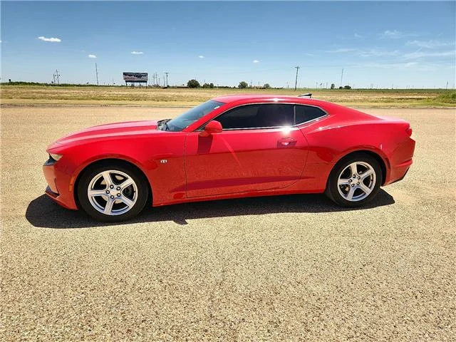 Used 2023 Red Chevrolet 1LT image 2