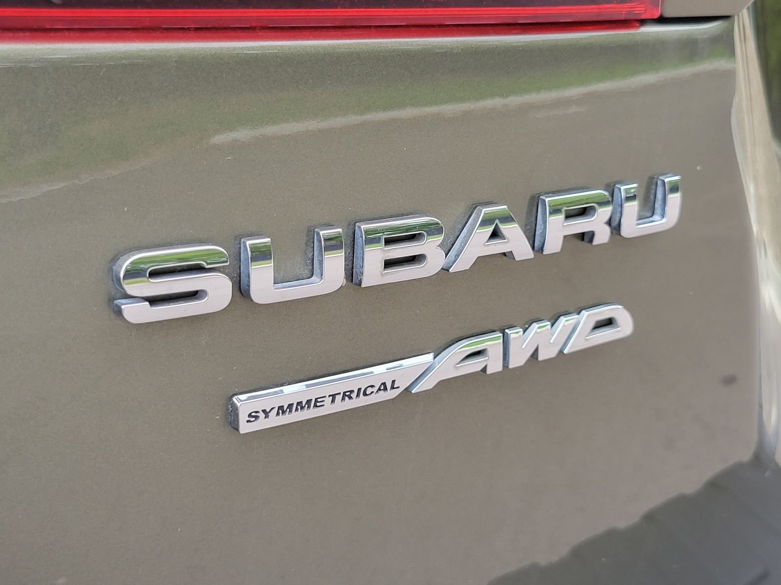 Used 2015 Green Subaru 2.5i Premium image 32