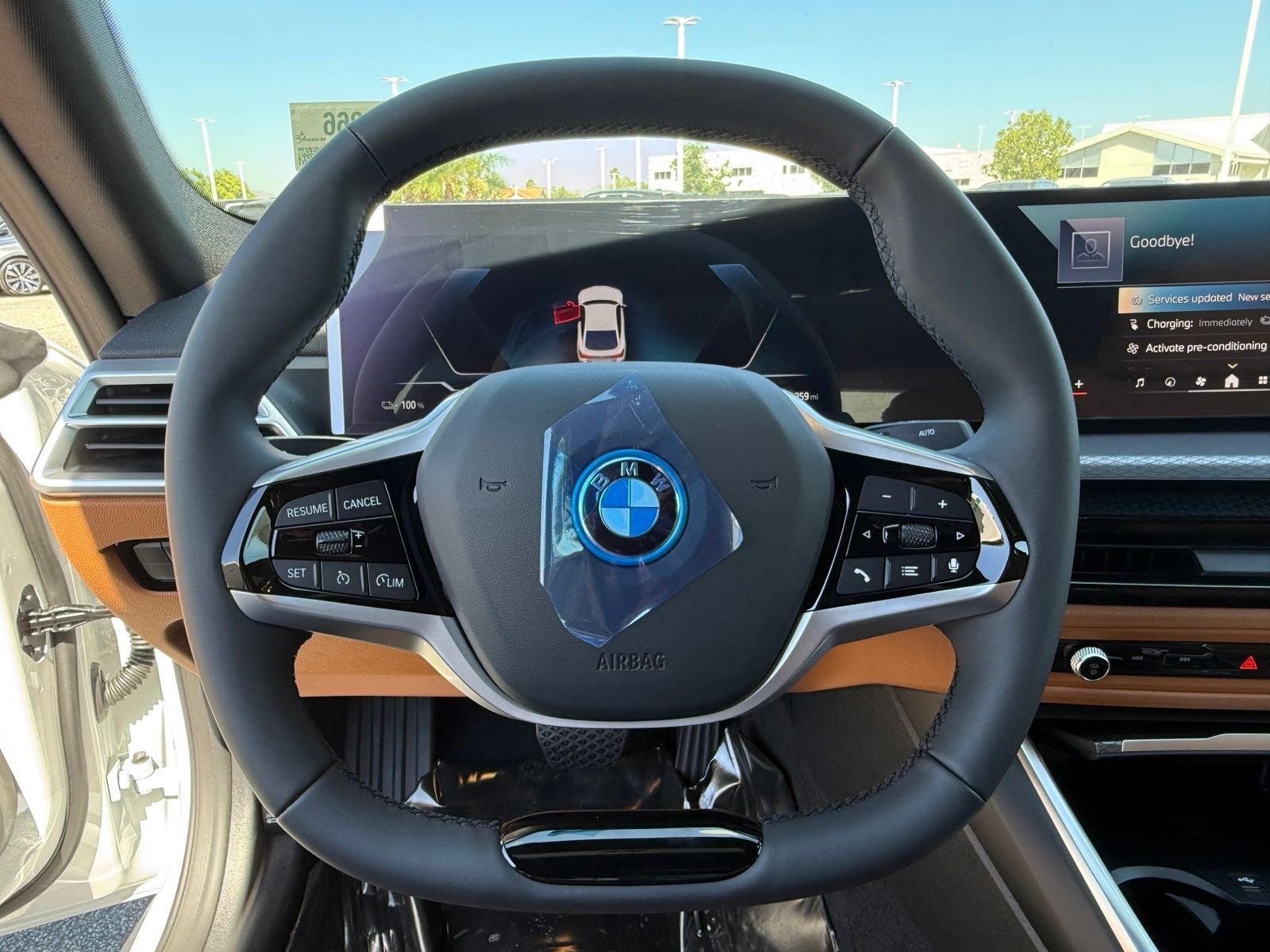 New 2026 Mineral White Metallic BMW eDrive40 image 24