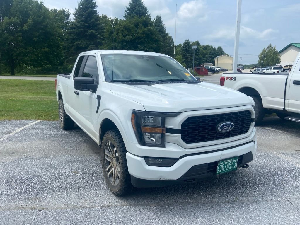 Used 2023 Oxford White Ford XL image 1