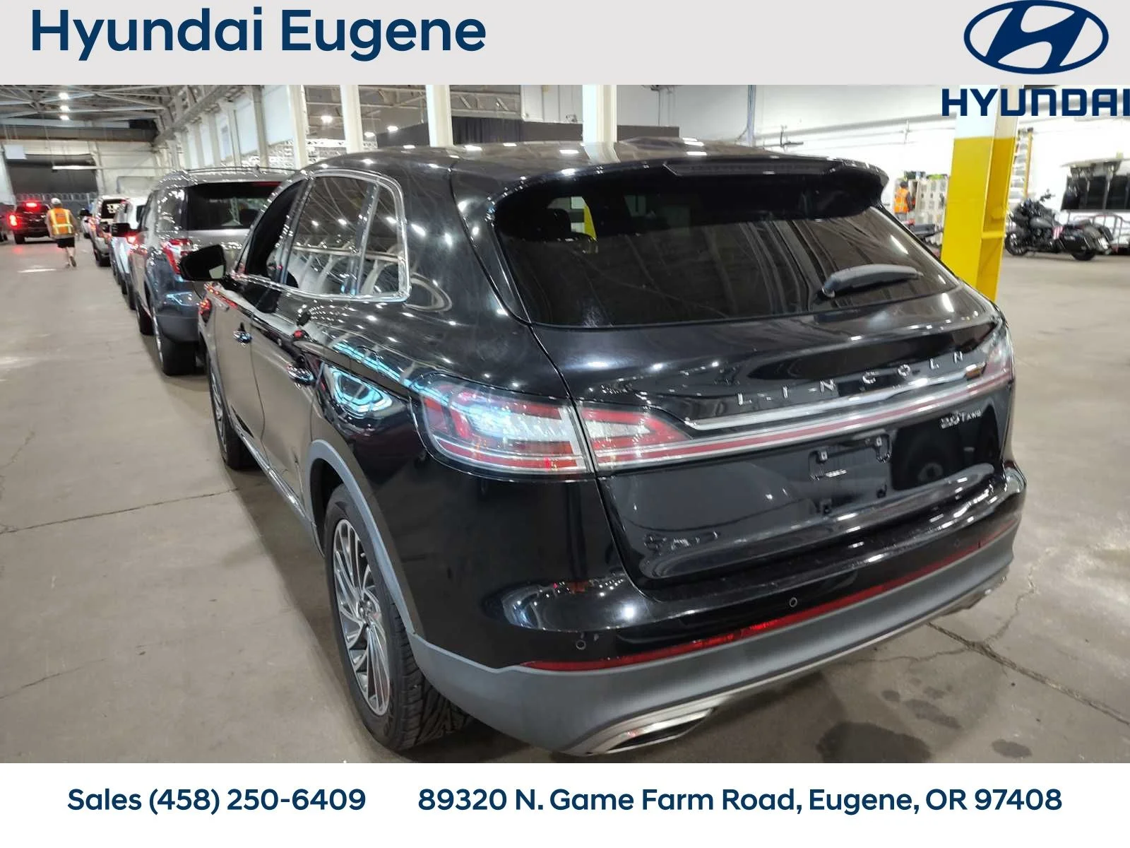 Used 2019 Black Lincoln Reserve image 3