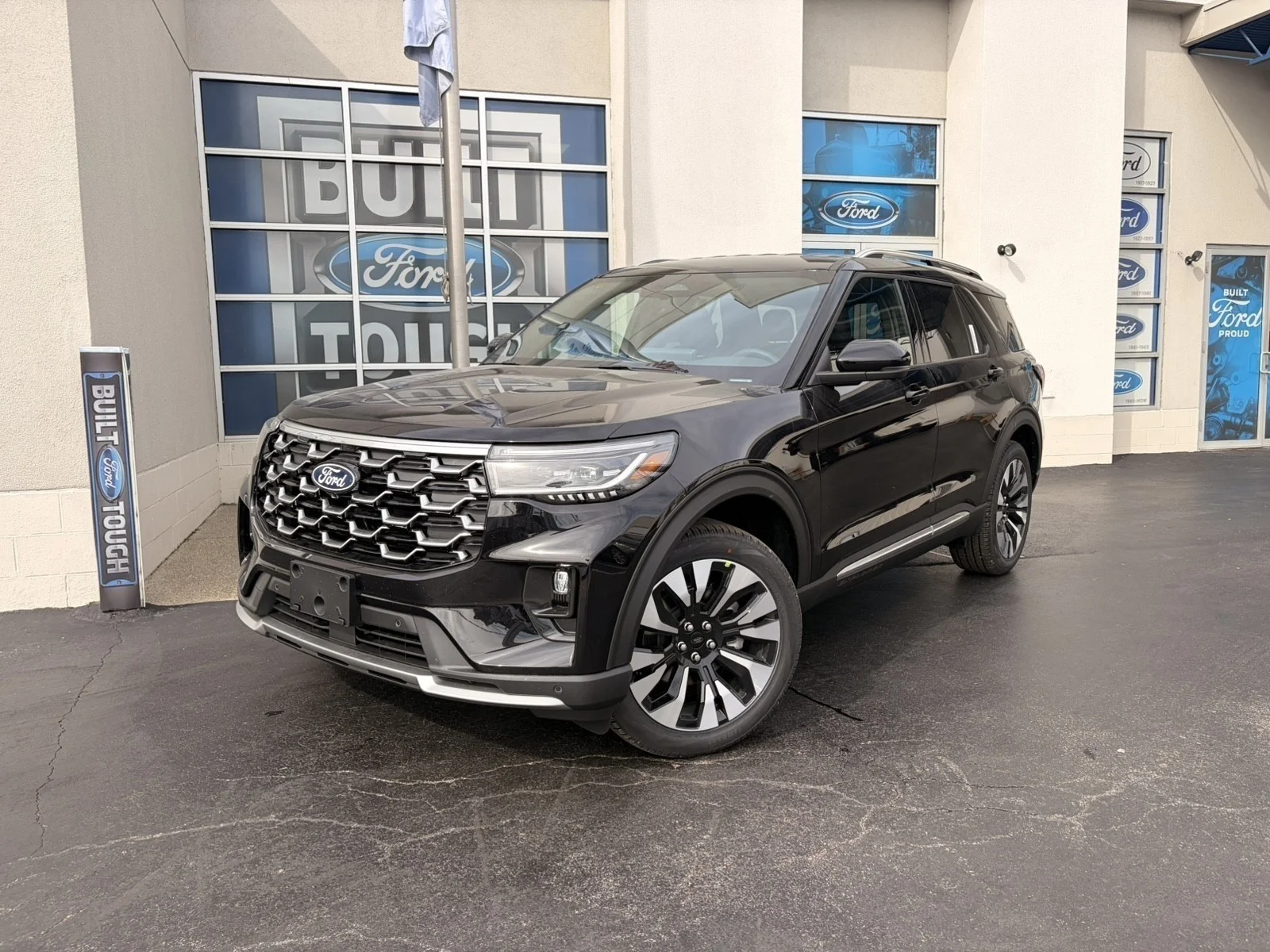 New 2027 Agate Black Metallic Ford Platinum™ image 2