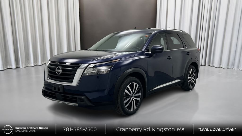 2023 Nissan Pathfinder Platinum