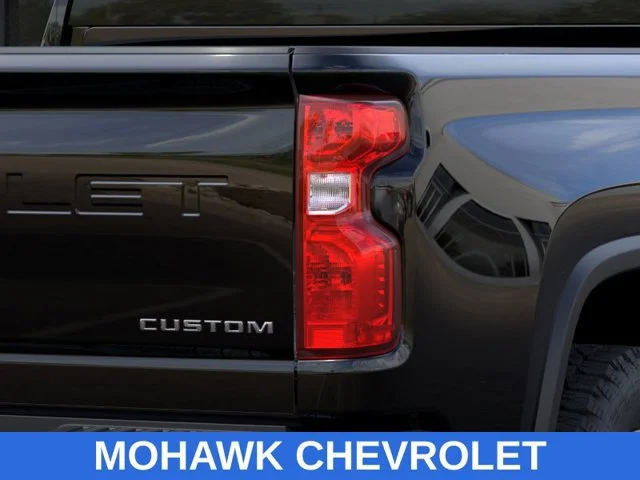 2026 Chevrolet Silverado 2500 HD Custom - Photo 11