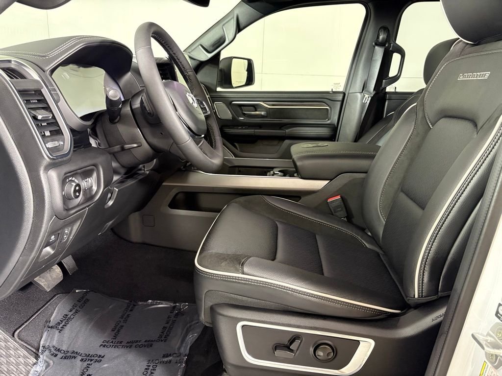 New 2026 Bright White Clear-Coat Exterior Paint RAM Laramie image 20