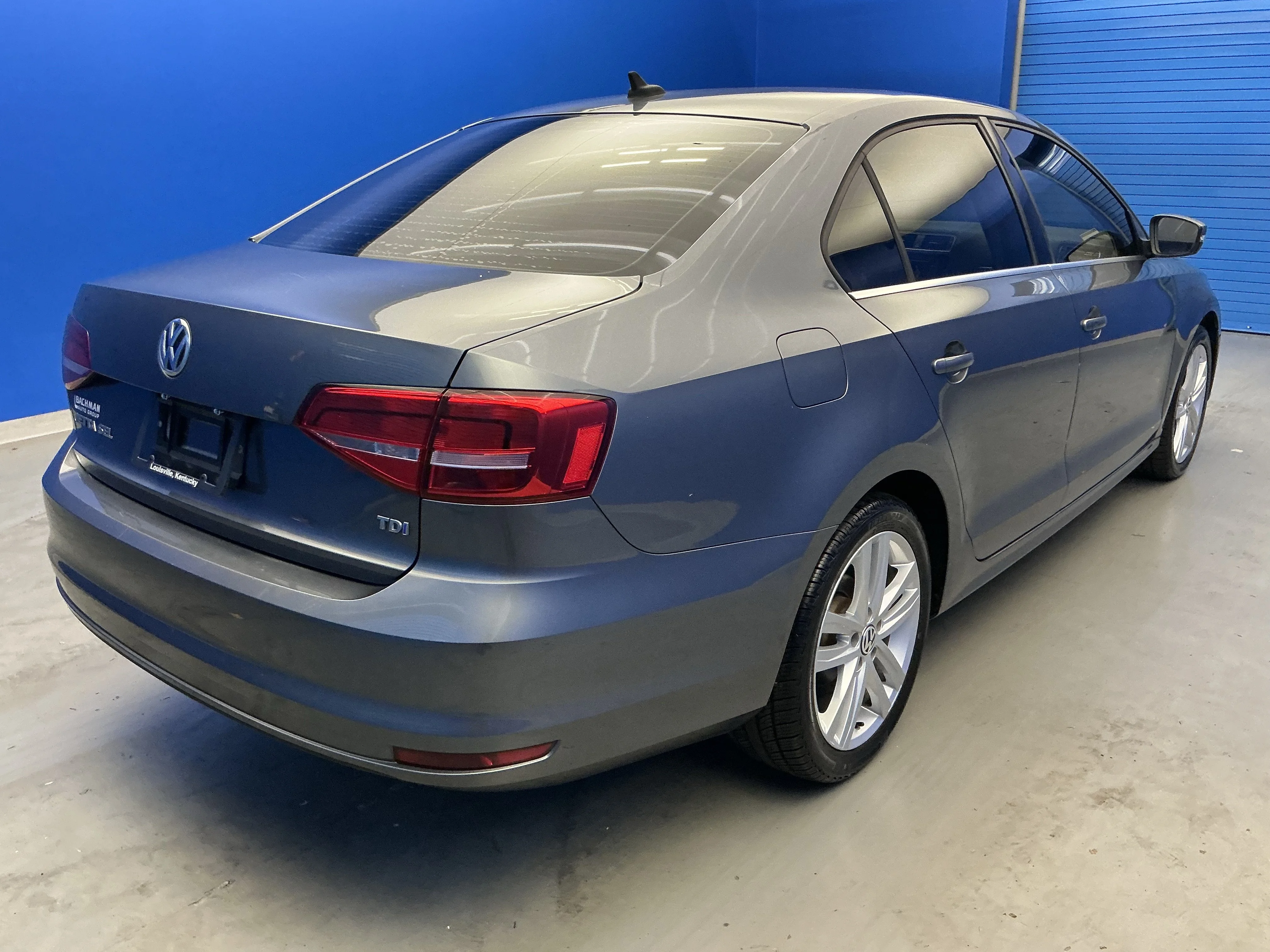 Used 2015 Platinum Gray Metallic Volkswagen 2.0L TDI SEL image 7