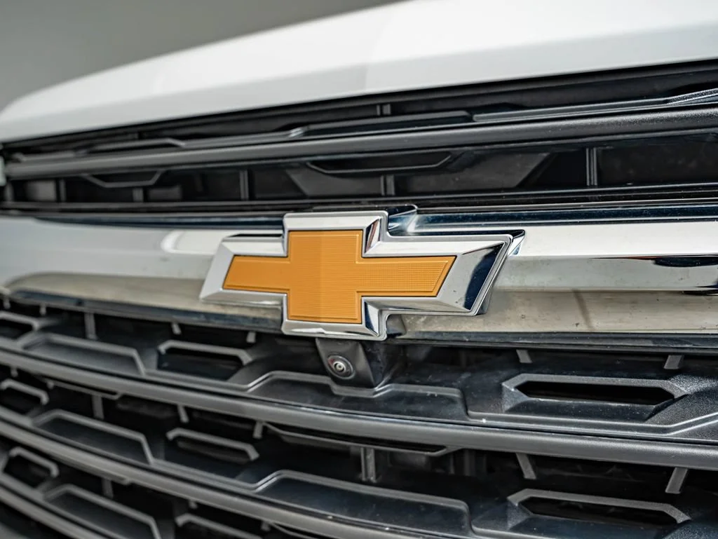 Used 2024 Summit White Chevrolet LS image 12