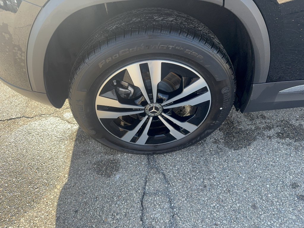 Certified Used 2026 Night Black Mercedes-Benz GLA 250 4MATIC® image 14