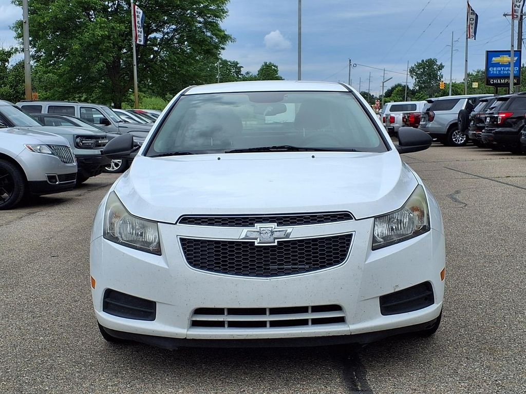 Used 2013 White Chevrolet LS image 2