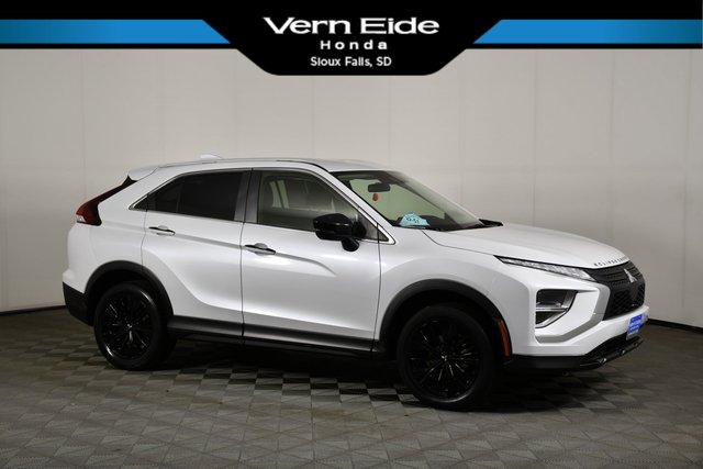 2022 Mitsubishi Eclipse Cross LE