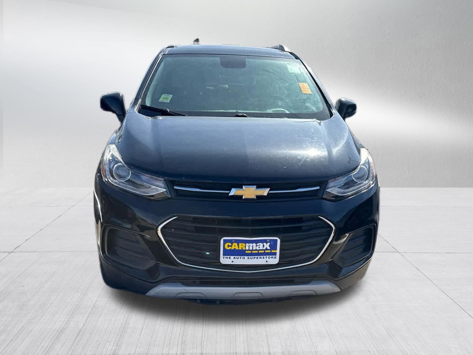 Used 2017 Chevrolet Trax LT with VIN 3GNCJPSB8HL268883 for sale in Brooklyn Center, MN