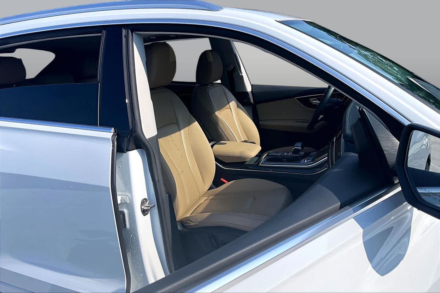 Used 2019 Glacier White Metallic Audi Prestige image 9