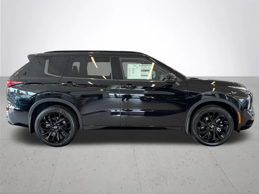 New 2026 Black Nissan Platinum image 6