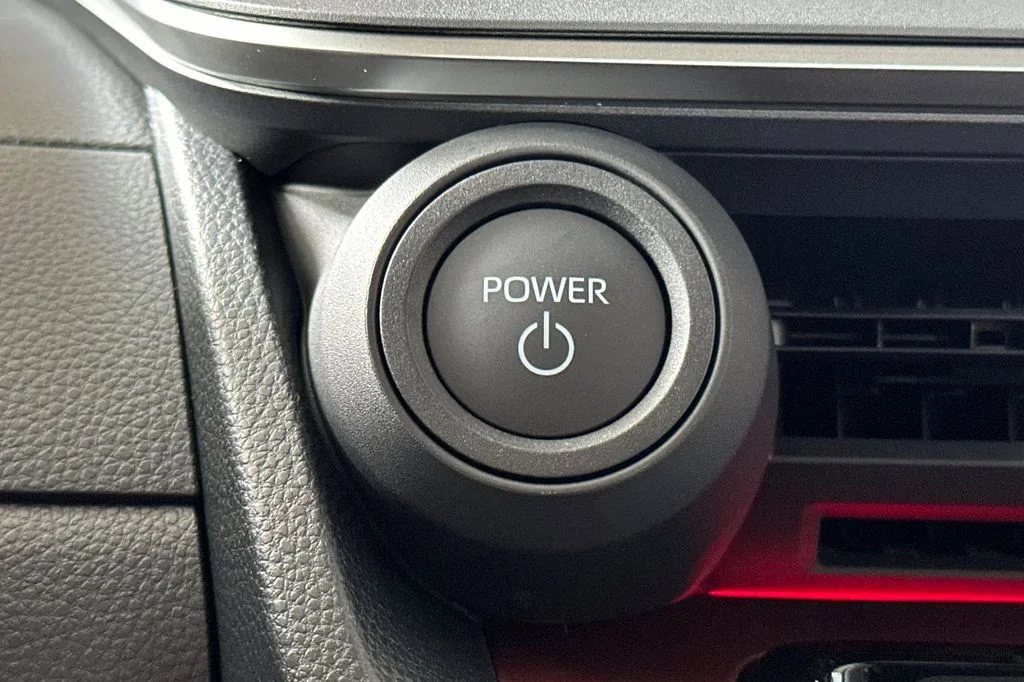 New 2027 Wind Chill Pearl <sup>1</sup> Toyota  XSE image 24