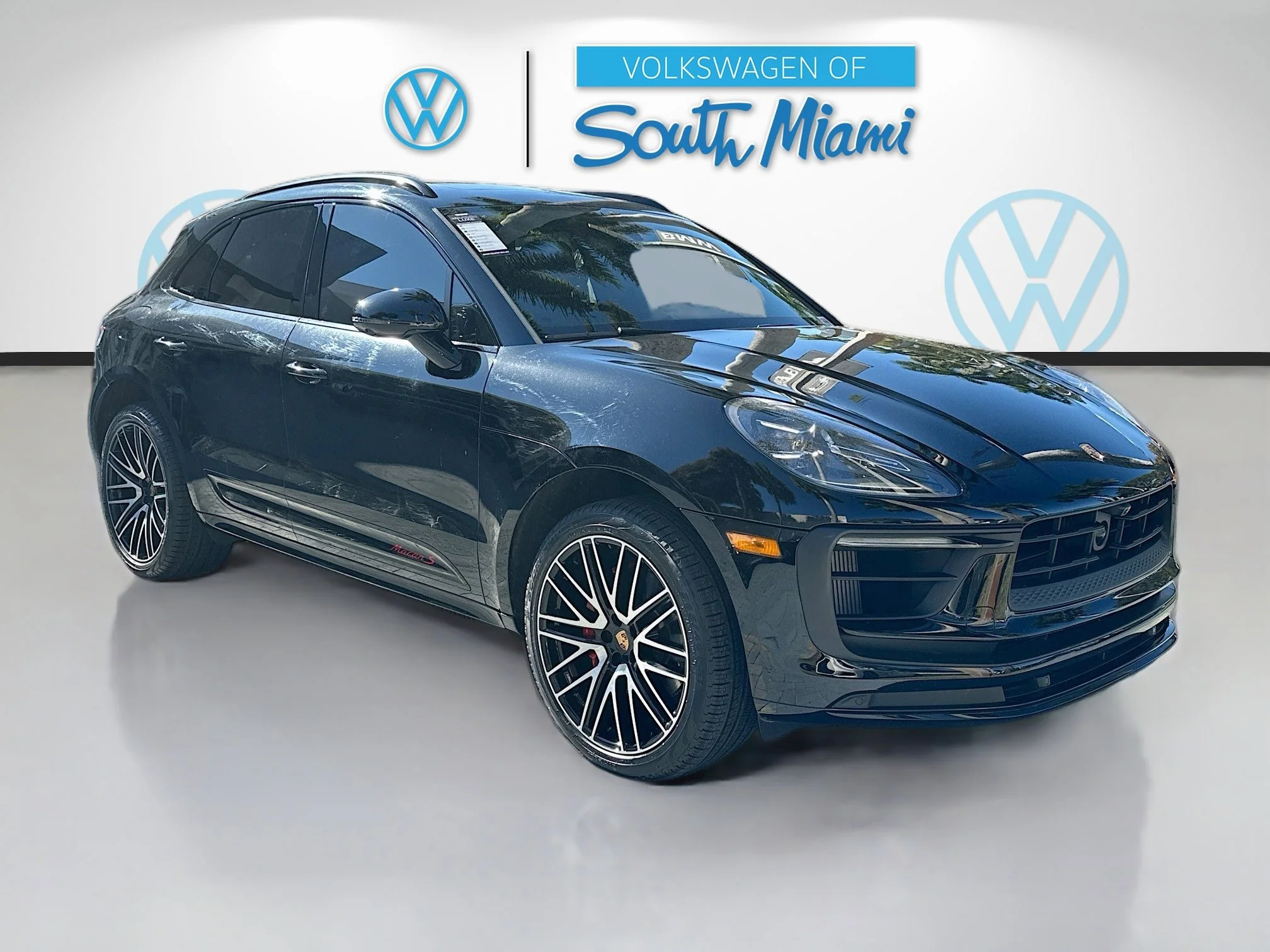 2024 Porsche Macan S's photo