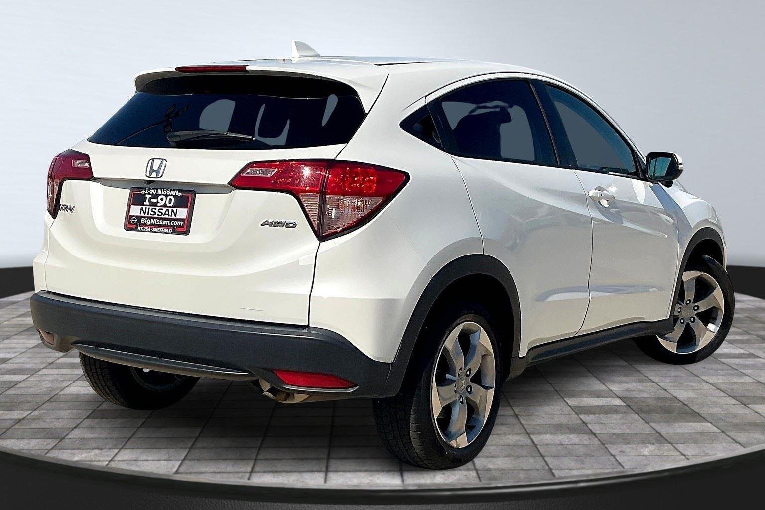 Used 2016 Honda HR-V EX with VIN 3CZRU6H50GM761336 for sale in North Olmsted, OH