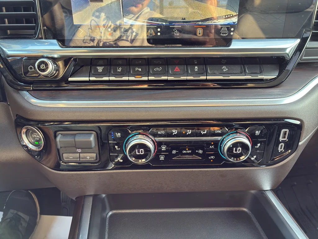 Used 2025 Sterling GMC SLT image 26