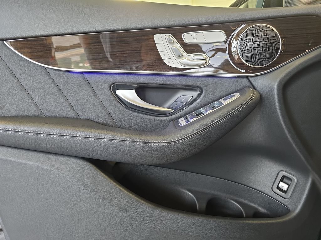 Certified Used 2022 Gray Mercedes-Benz GLC 300 image 31