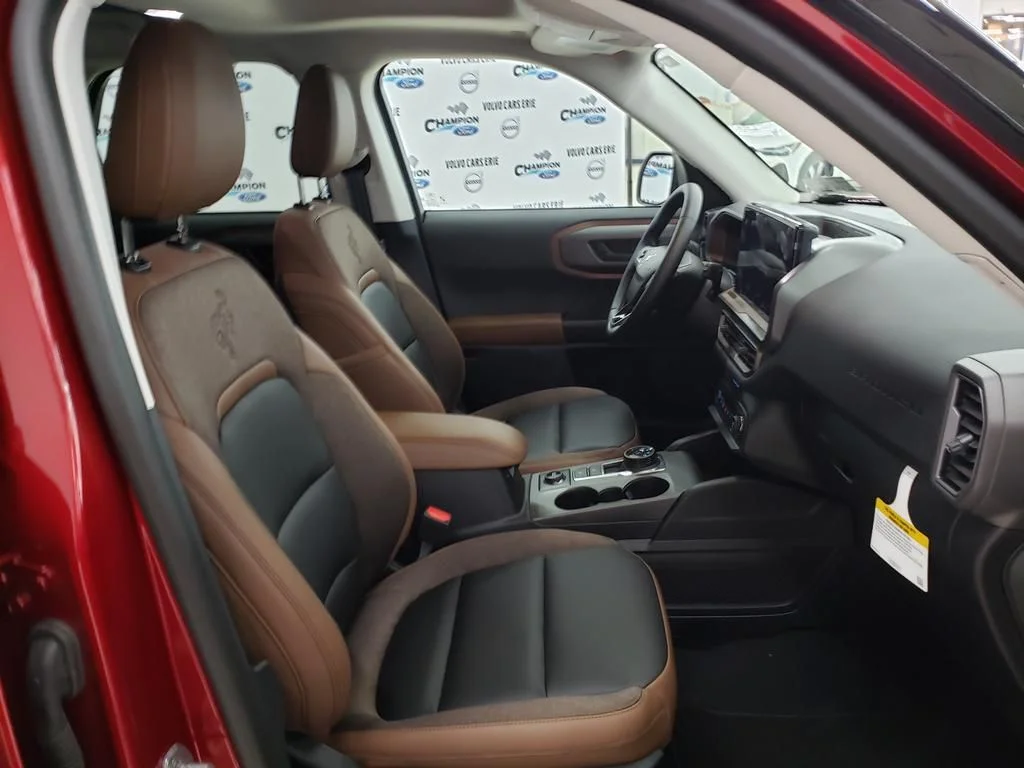 New 2025 Ruby Red Metallic Tinted Clearcoat Ford Outer Banks® image 16