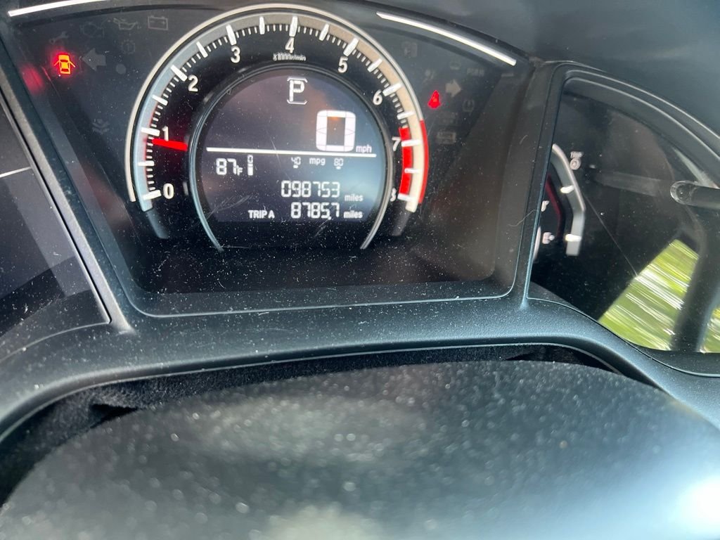 Used 2017  Honda LX-P image 15