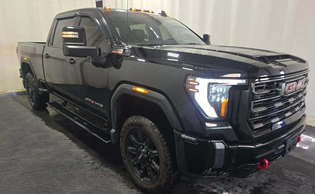 2024 GMC Sierra AT4 4WD Crew Cab Standard Box's photo