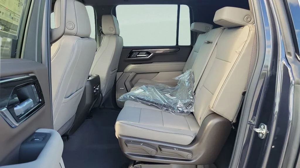 New 2026 Titanium Rush Metallic GMC Elevation image 10