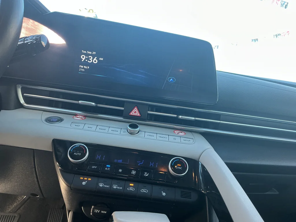 Used 2024 Amazon Gray Hyundai Limited image 21