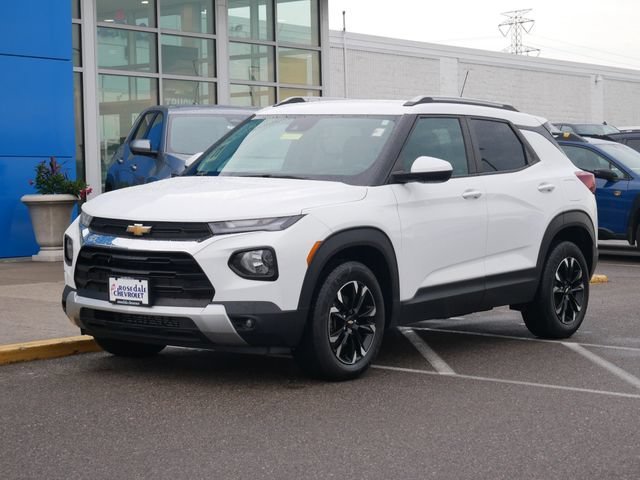 Used 2022 Chevrolet Trailblazer LT with VIN KL79MRSL8NB025891 for sale in Roseville, Minnesota