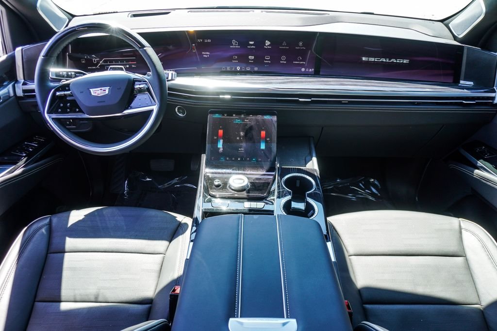 Used 2025 White Cadillac Sport image 14
