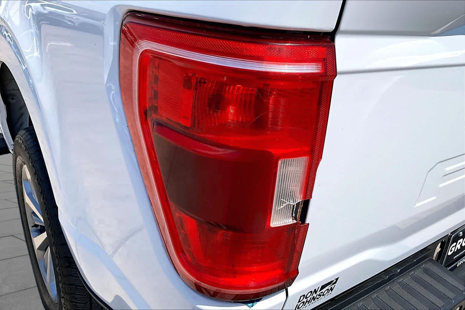 Used 2021 Oxford White Ford XLT image 29