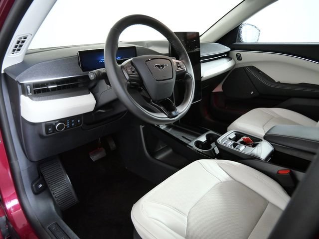 Used 2025 Red Ford Premium image 16