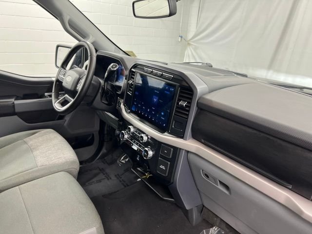 Used 2023 Black Ford XLT image 20