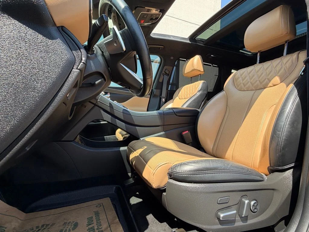 Used 2023 Black Hyundai Calligraphy image 10