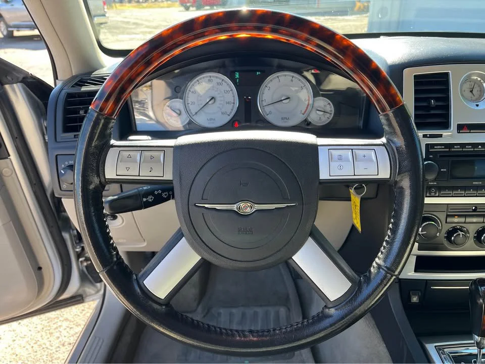 Used 2006 Silver Chrysler Base image 11