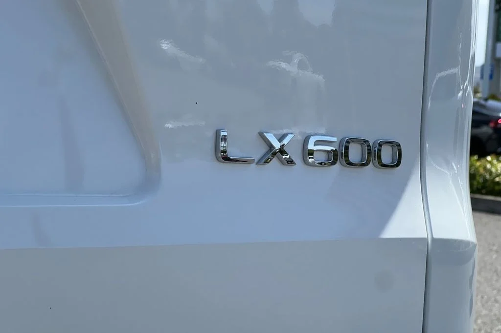 Certified Used 2026 White Lexus 600 F SPORT image 36