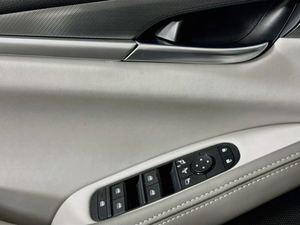 Certified Used 2027 White INFINITI PURE image 24