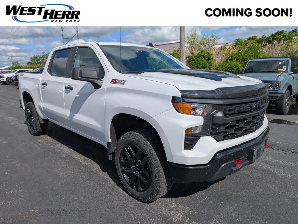 Used 2023 Summit White Chevrolet Custom Trail Boss image 1