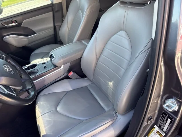 Used 2023 Gray Toyota XLE image 6