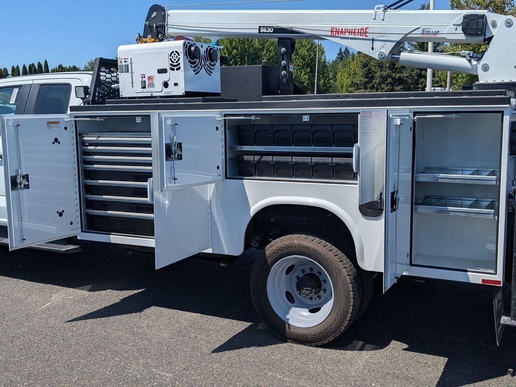 2025 Ford F-550 Super Duty Chassis Cab XL - Photo 12