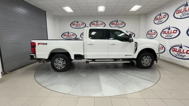 New 2026 Star White Metallic Tri-Coat Ford Lariat image 12