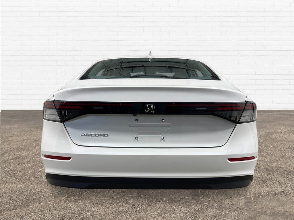 New 2026 Platinum White Pearl Honda LX image 5