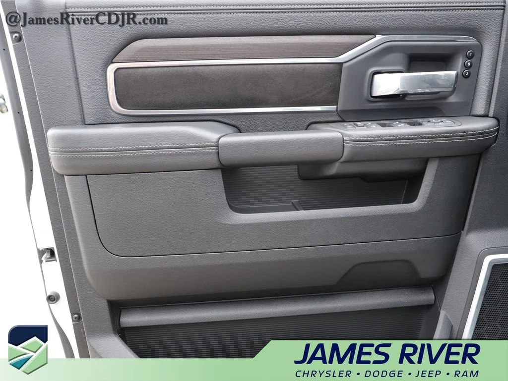 2025 RAM Ram 3500 Pickup Laramie - Photo 20