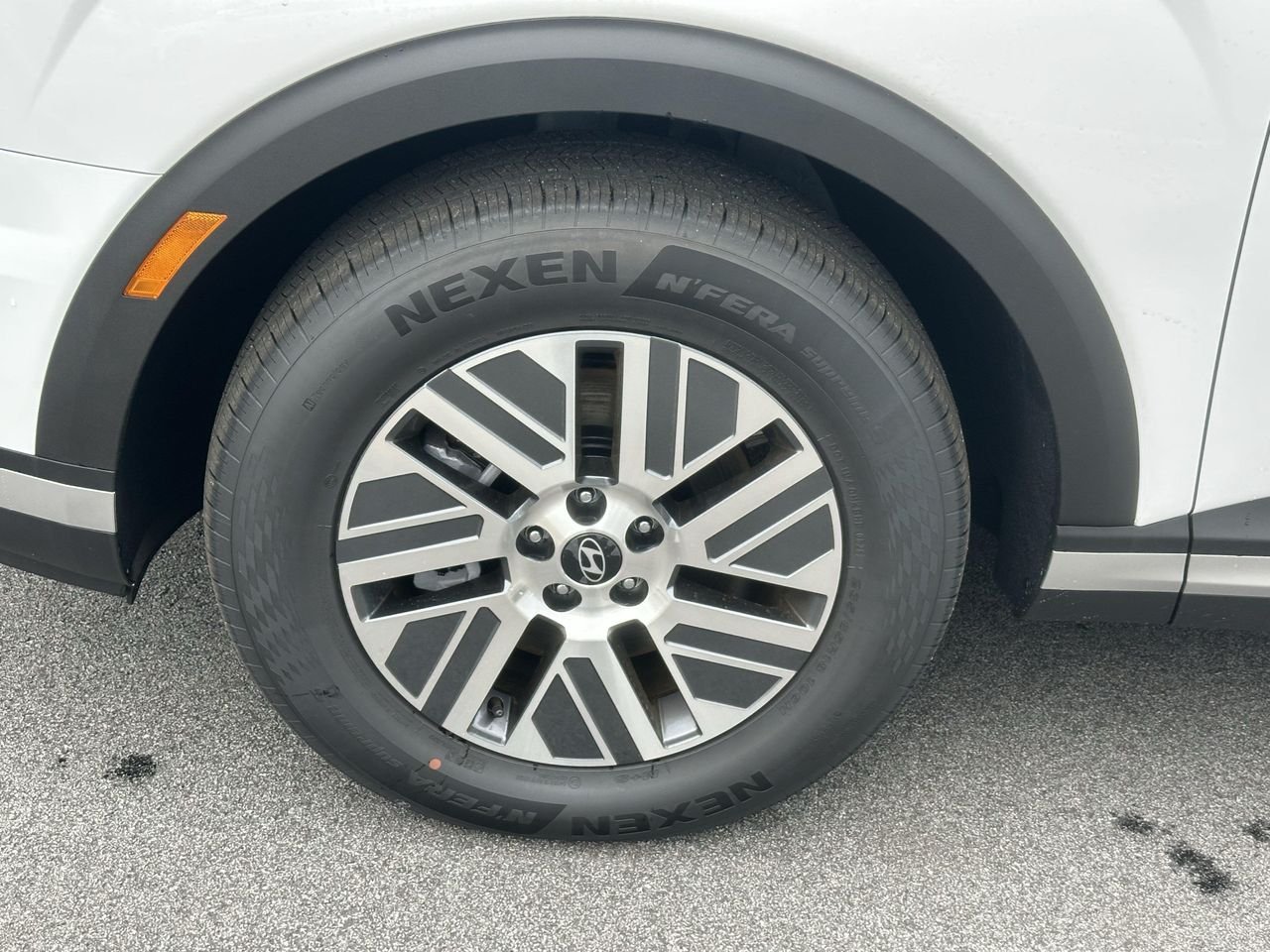 New 2026 Creamy White Pearl Hyundai Blue SEL 7P image 11