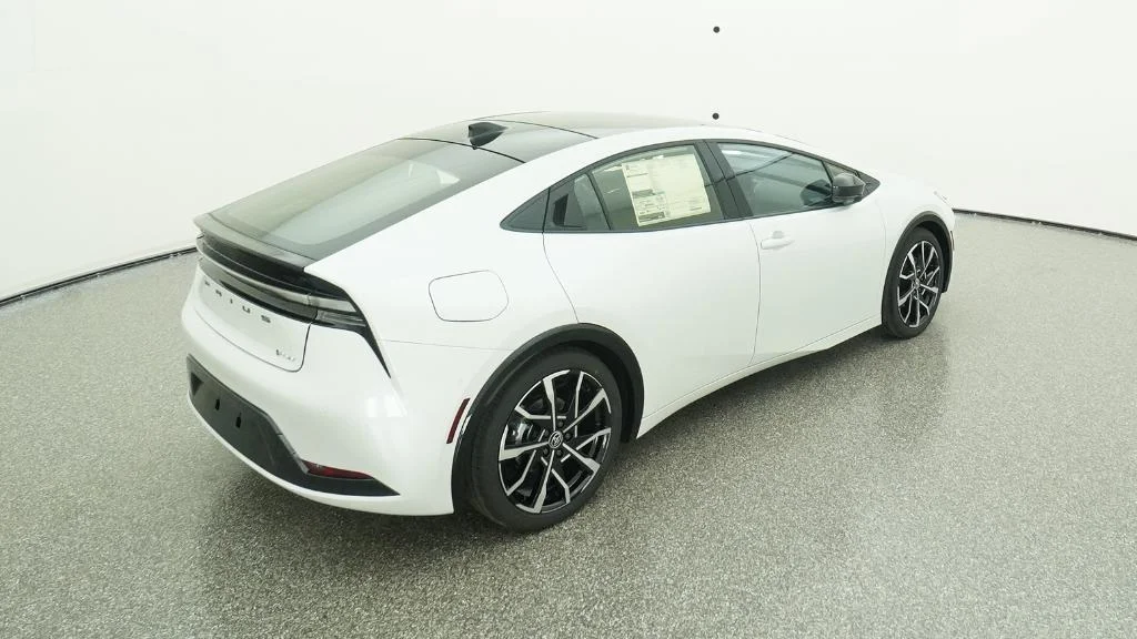New 2026 Wind Chill Pearl Toyota XSE Premium image 24