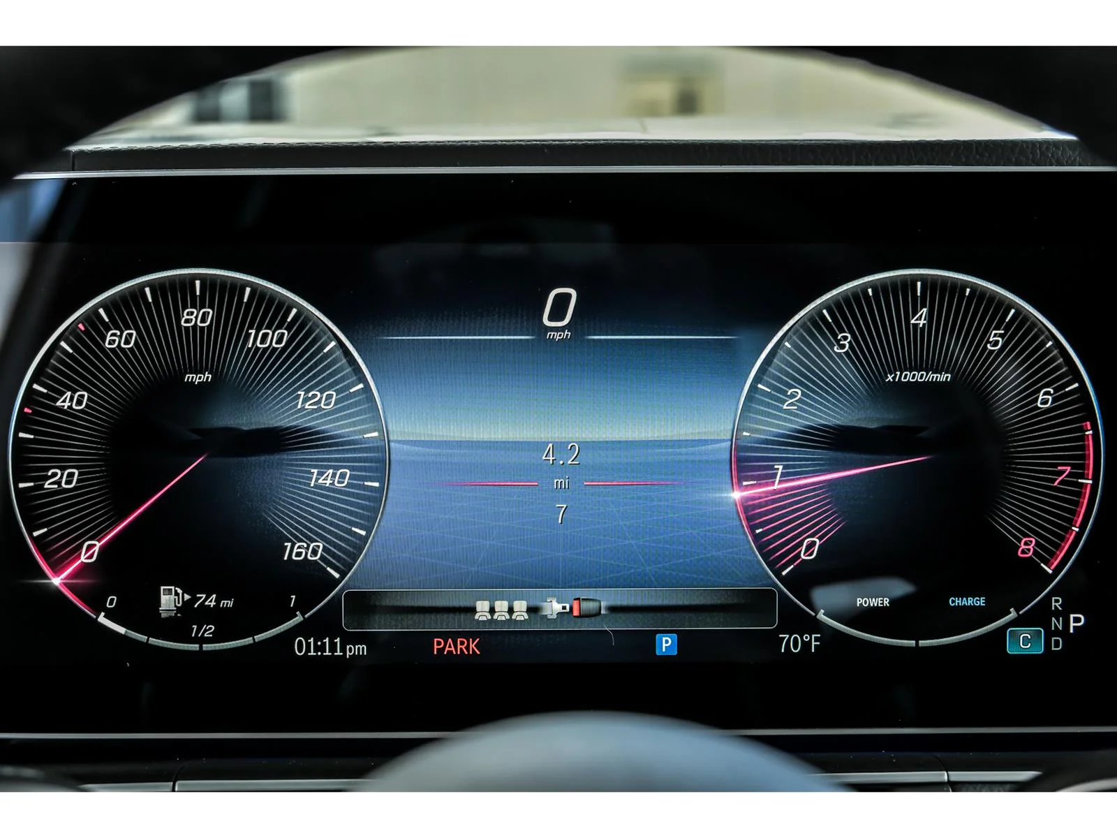 New 2026 MANUFAKTUR Moonlight White Metallic Mercedes-Benz GLE 350 image 11