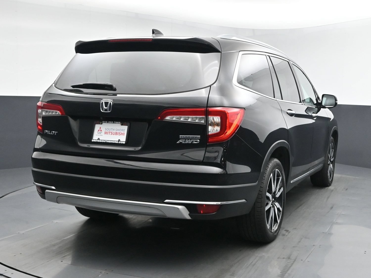 Used 2019  Honda Touring 7-Passenger image 10
