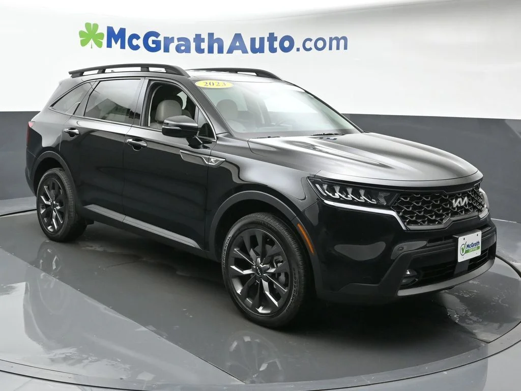 Used 2023 Black Kia X-Line EX image 3